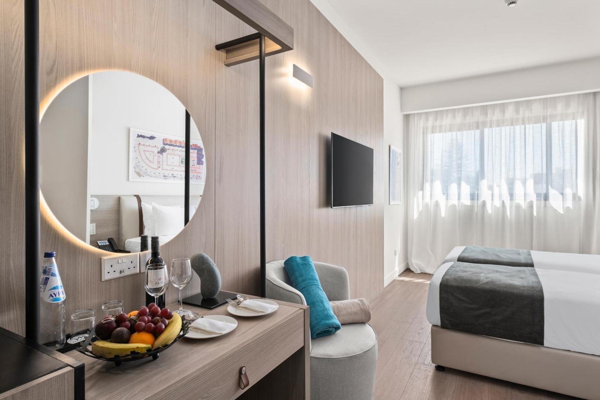 Mercure Larnaca City מראה חיצוני תמונה
